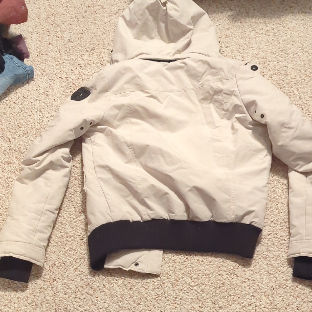 Point Zero Cream Puffer Jacket - Picture 9 of 10